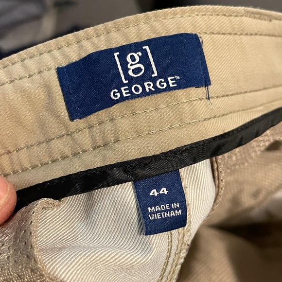 George Mens Khaki Shorts - Picture 2 of 4